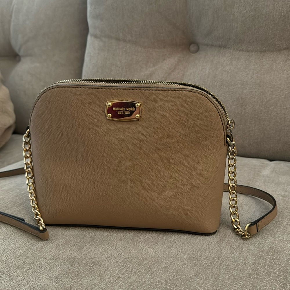Tan Michael Kors Crossbody Purse